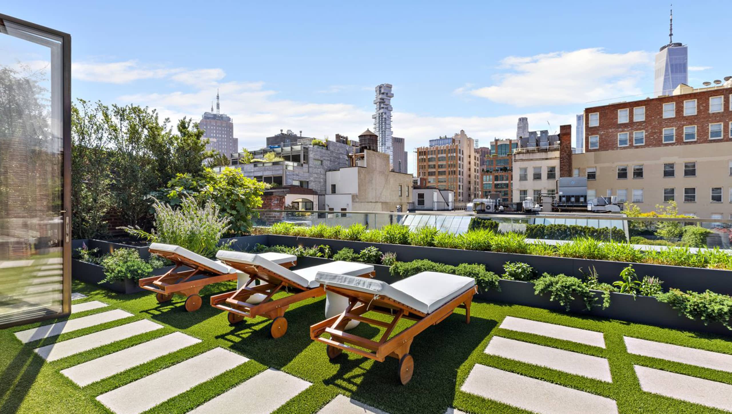 443 Greenwich Street